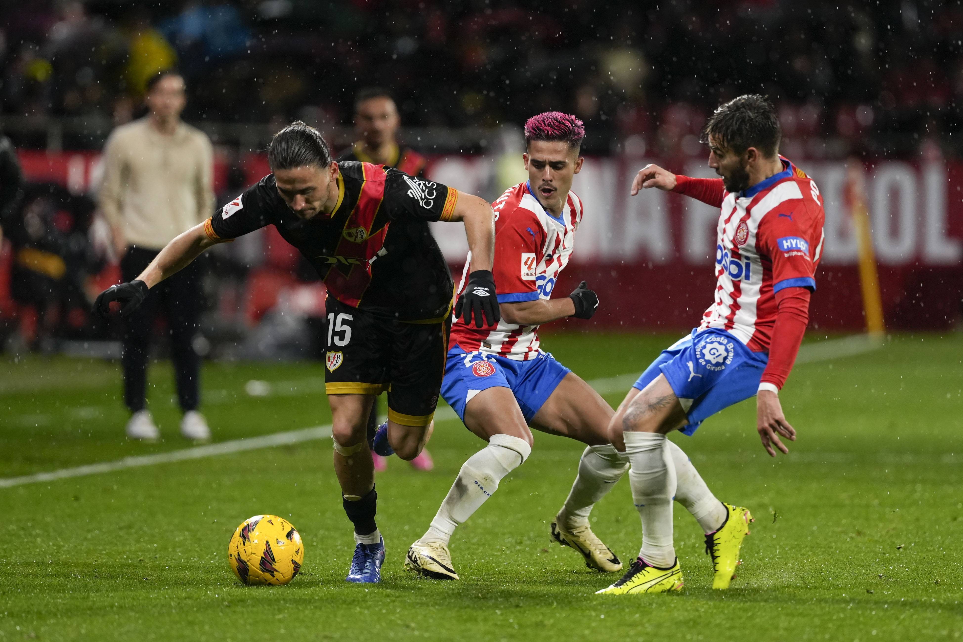 DB彩票官方网站-巴拉圭搏杀晋级，欧洲杯预选赛实力显露