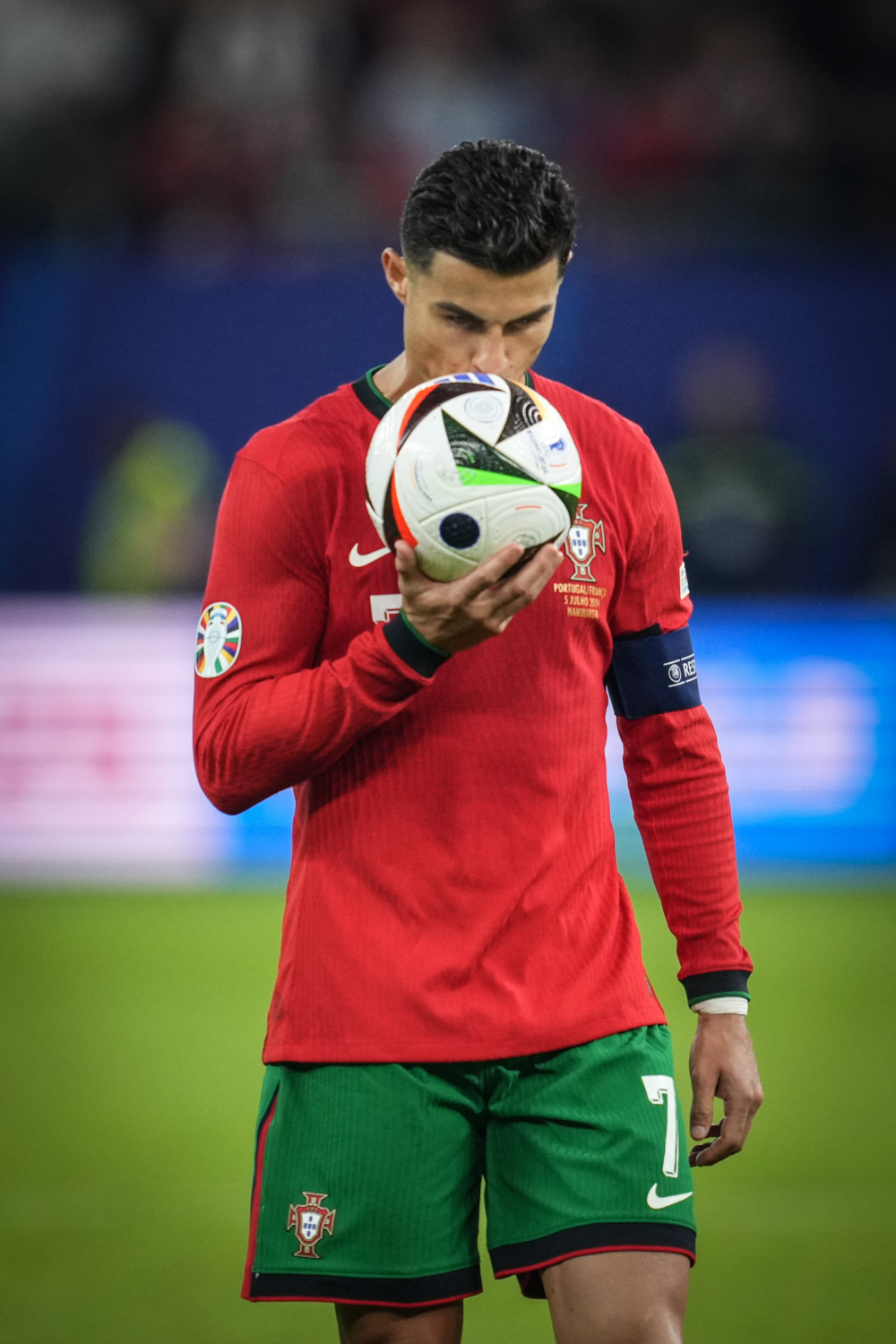 -包含欧洲杯预选赛：法国队轻松赢球，晋级强的词条