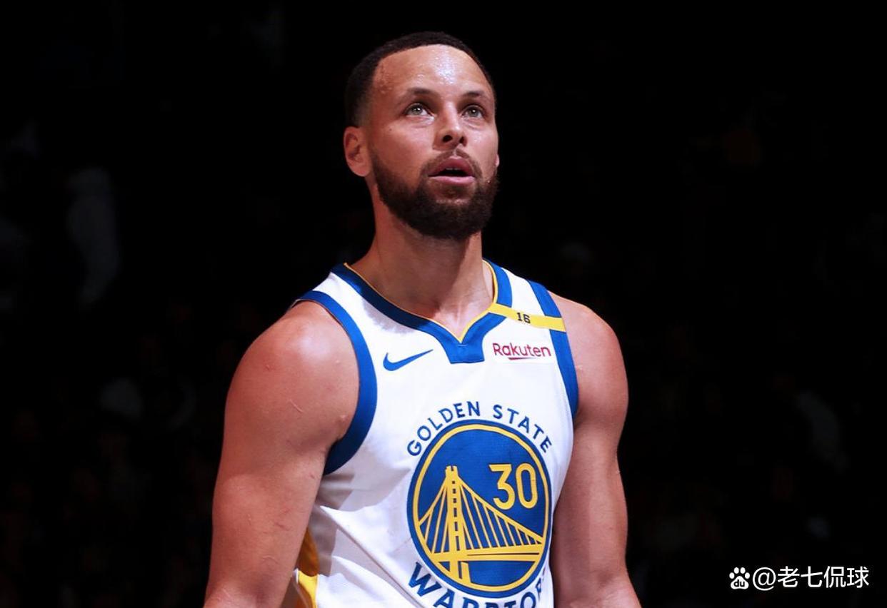 DB彩票平台-库里率队逆转成功，勇士士气飙升连胜