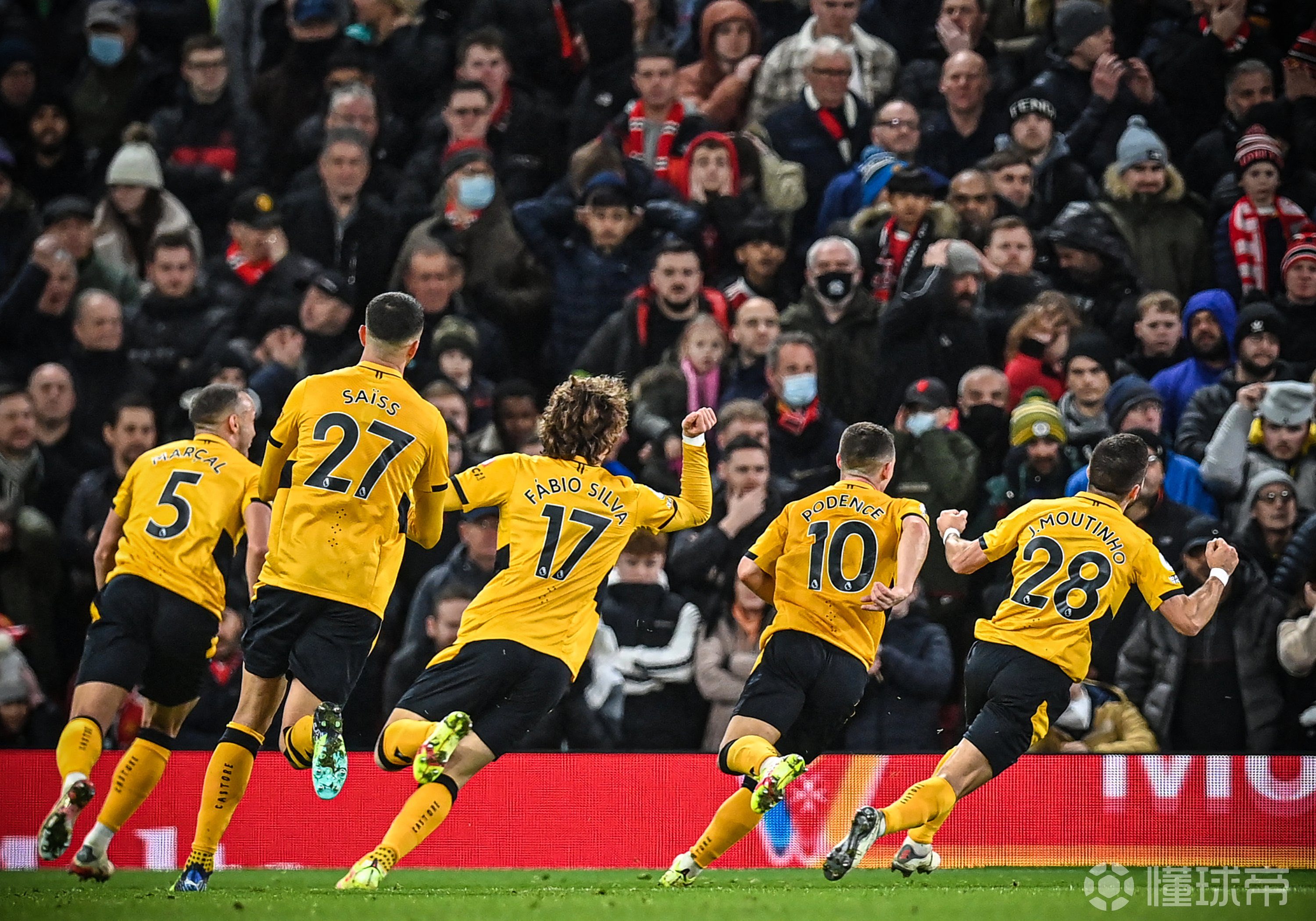 DB彩票平台-牛津联主场大胜狼队，豪取胜利的简单介绍