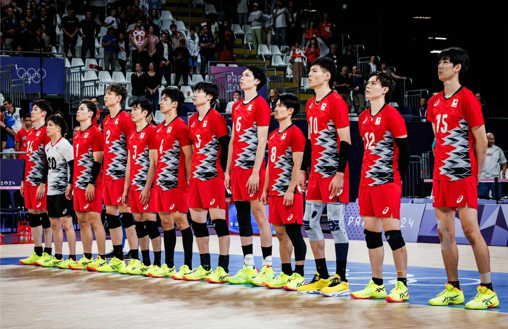 德国运动员团队在排球比赛中大获全胜