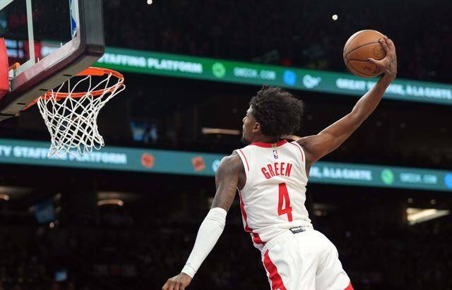 包含逆袭成功：火箭在客场逆转太阳，赢得比赛的词条