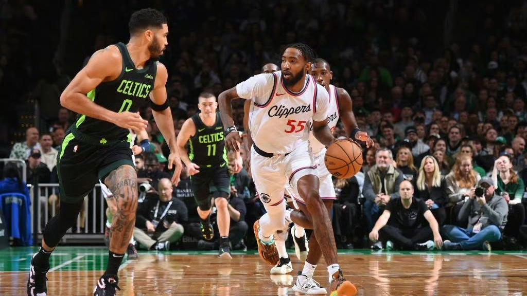 DB彩票官网-凯尔特人队不敌快船队，遭遇失利低谷