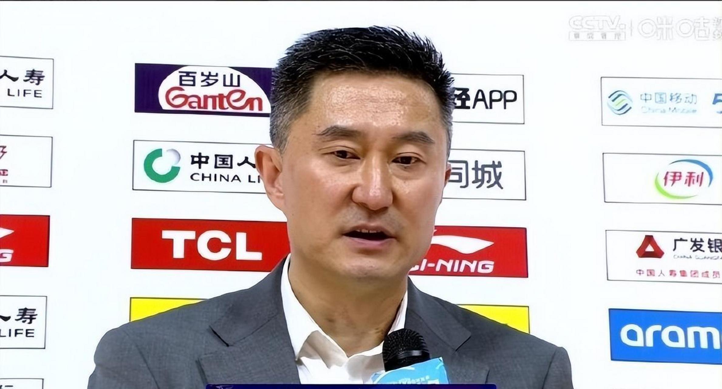 DB彩票入口-郑智在访谈中坦承加盟曼城的可能性，引发球迷热议的简单介绍