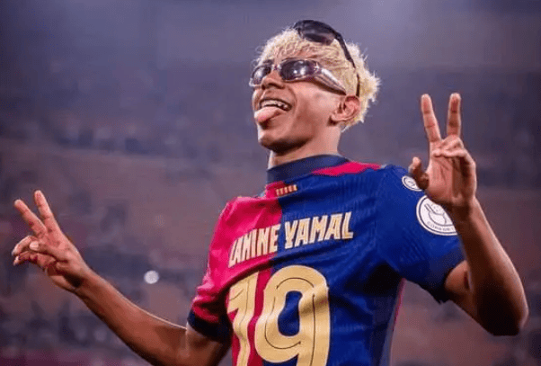 -梅西义经冠收！巴萨愈到科集该次厕