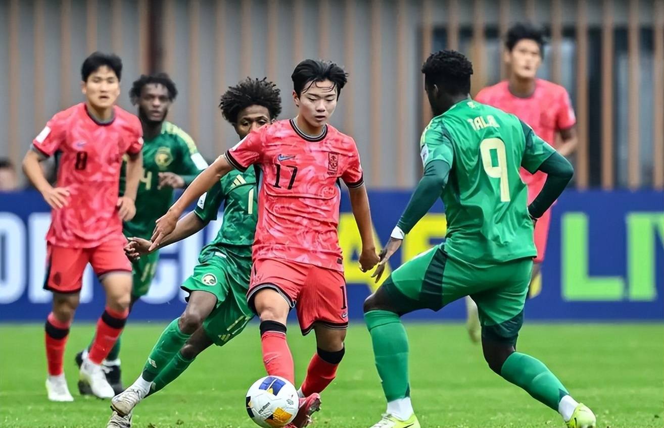 DB game-狂欢进球王者！谦逊莱斯特主场围剿，亚洲杯射手独破