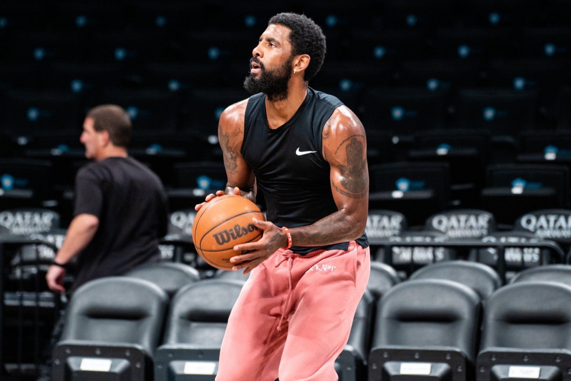 -猛龙全队挺身而出，主场击溃篮网取得胜利