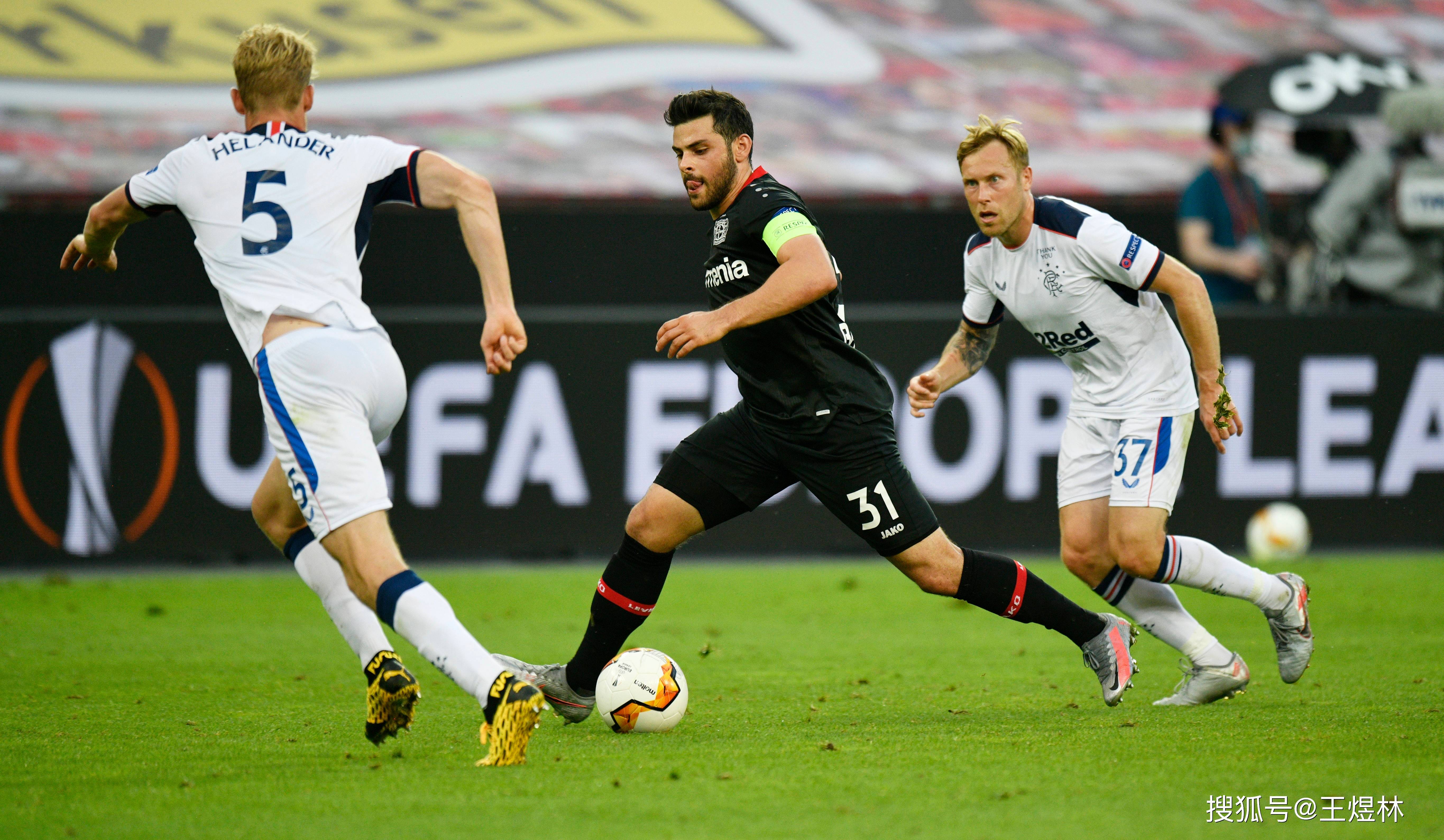 DB彩票试玩-沙尔克04客场大胜科隆，继续保持榜首位置