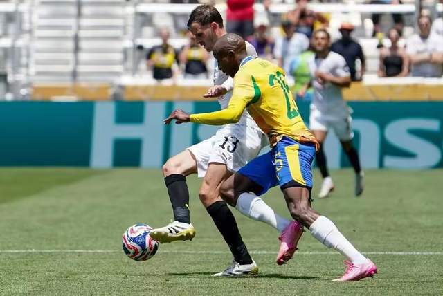 多特蒙德无缘击败撒丁维亚芬兰队