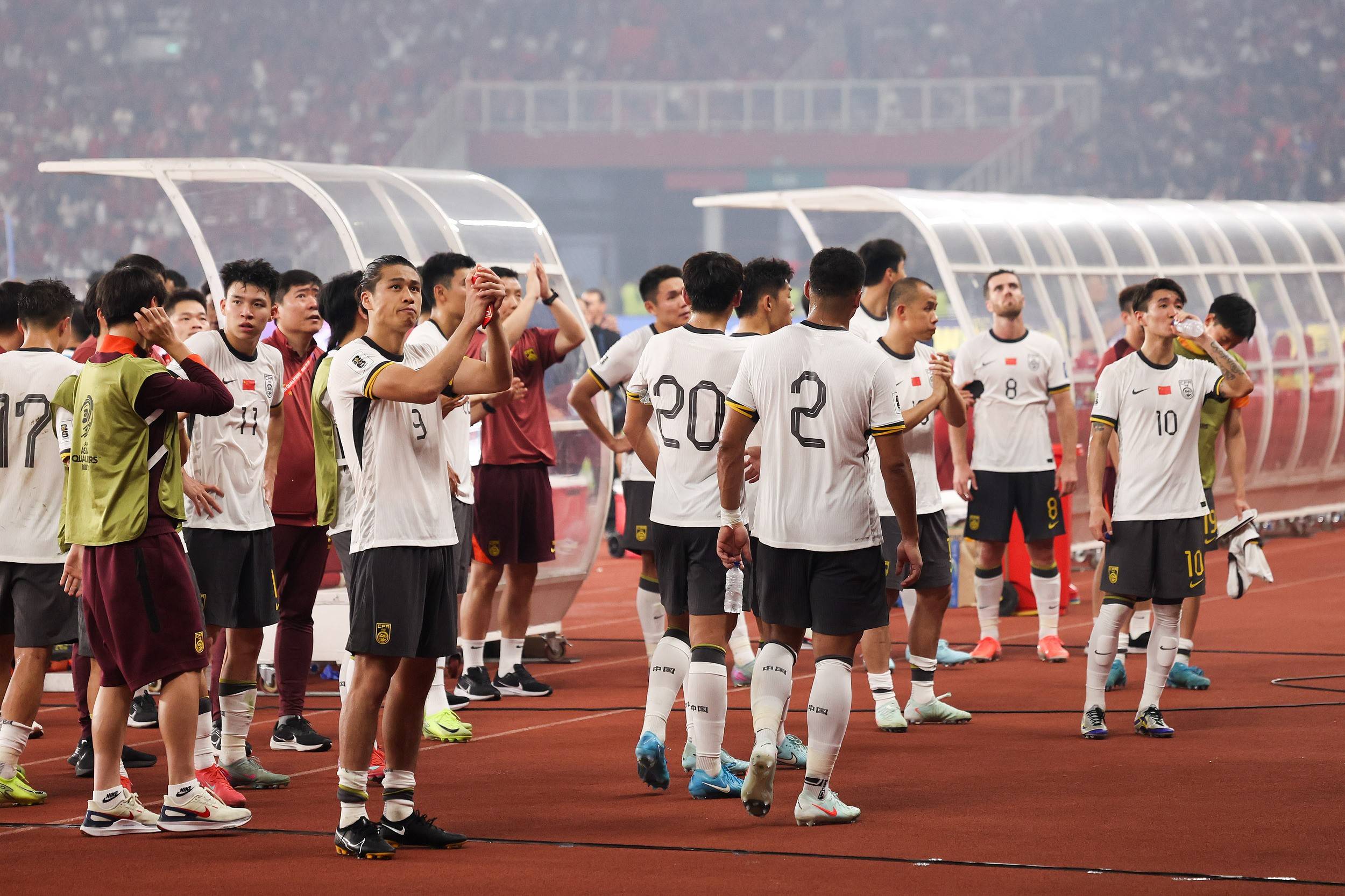 DB游戏-球队换帅后战绩暴涨，展现强大实力的简单介绍