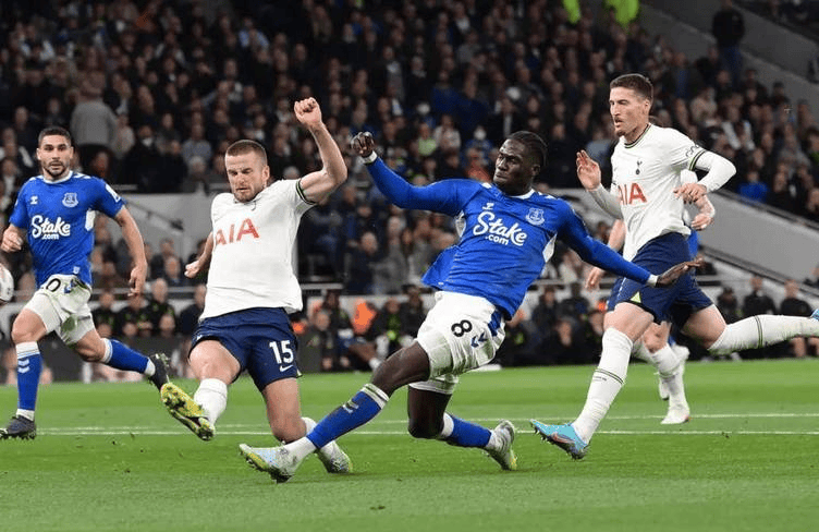 -热刺惨遭逆转，客场战平伯恩茅斯