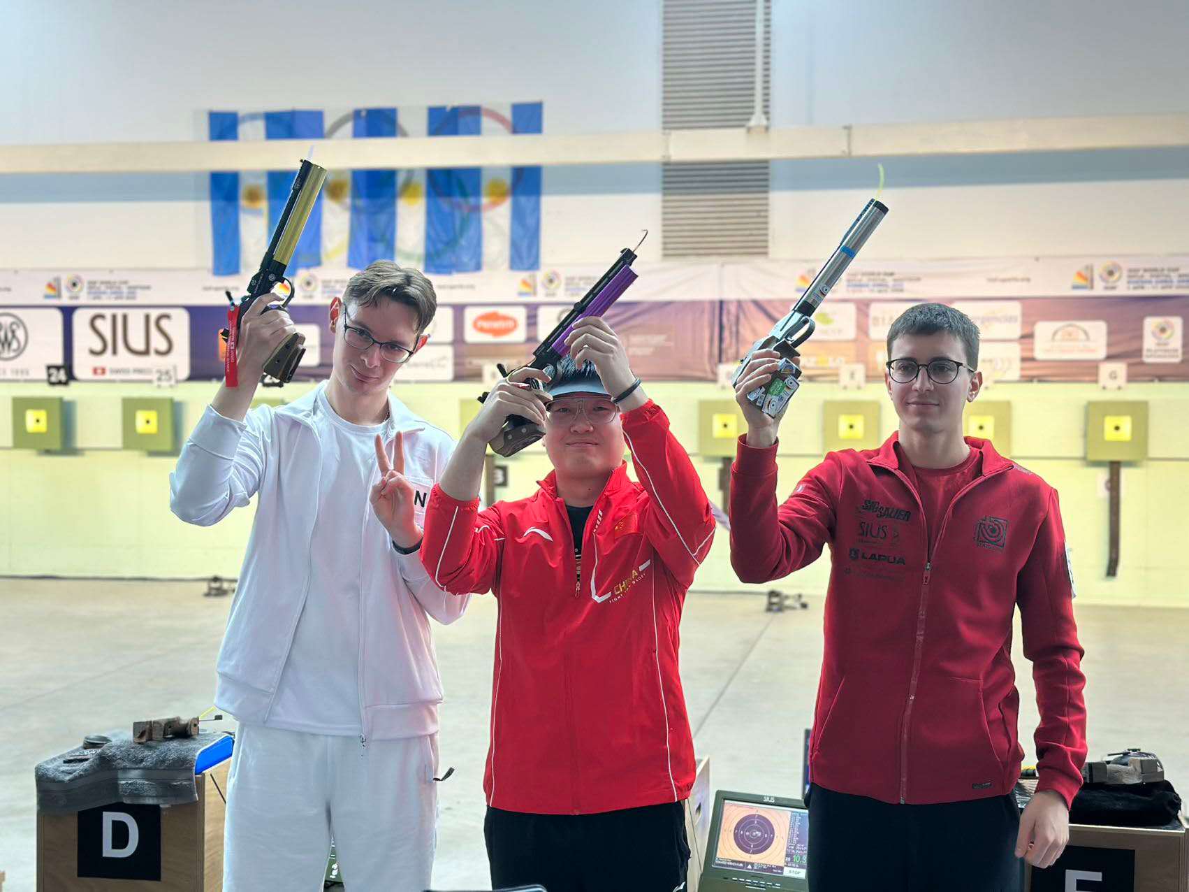 DB彩票入口-包含英国射击选手稳定发挥，实力无人能敌的词条