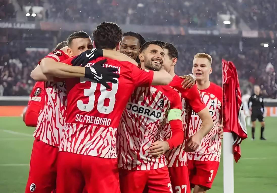 DB game-弗赖堡惊险获胜，全队士气高涨