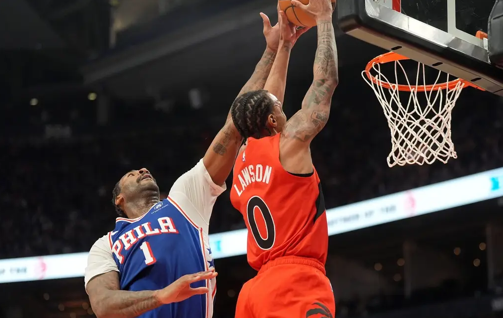 DB彩票-猛龙逆袭开拓者塞维奇首秀双，瓦西里一条龙的简单介绍