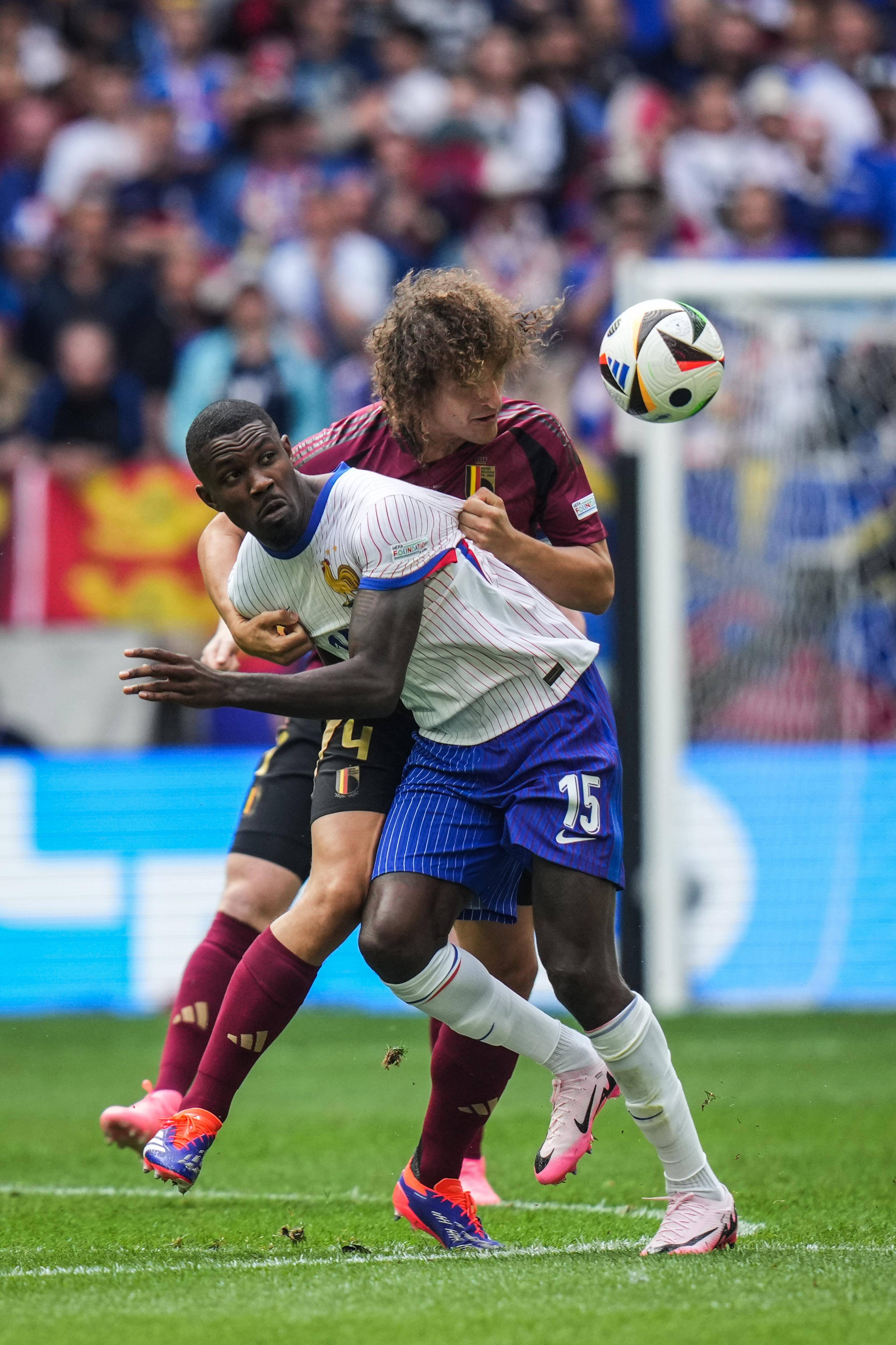 DB gaming-欧洲足球赛事精彩不断，球队实力悬殊！