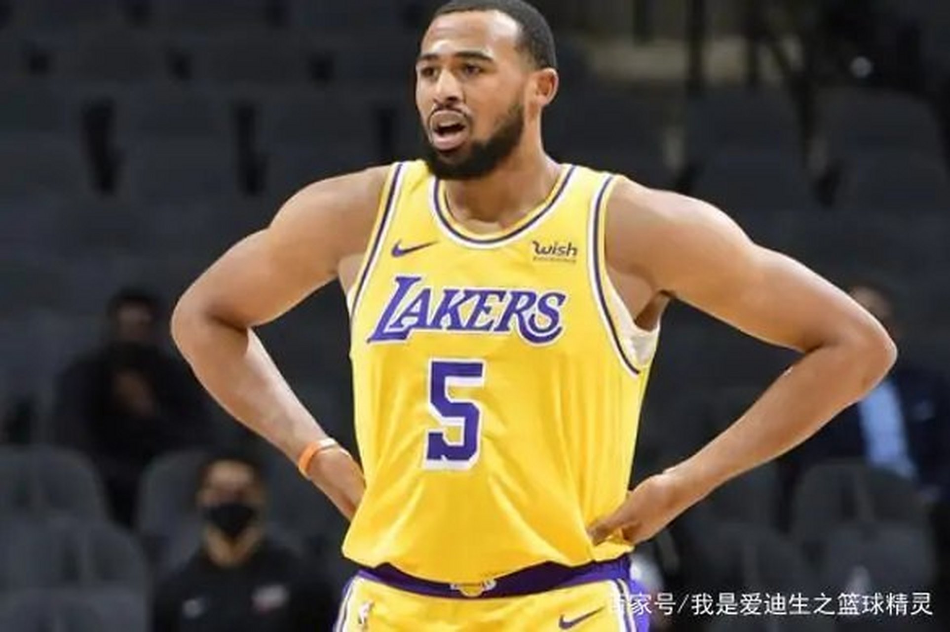 -湖人客场告负活塞，遗憾小败留下反思的简单介绍